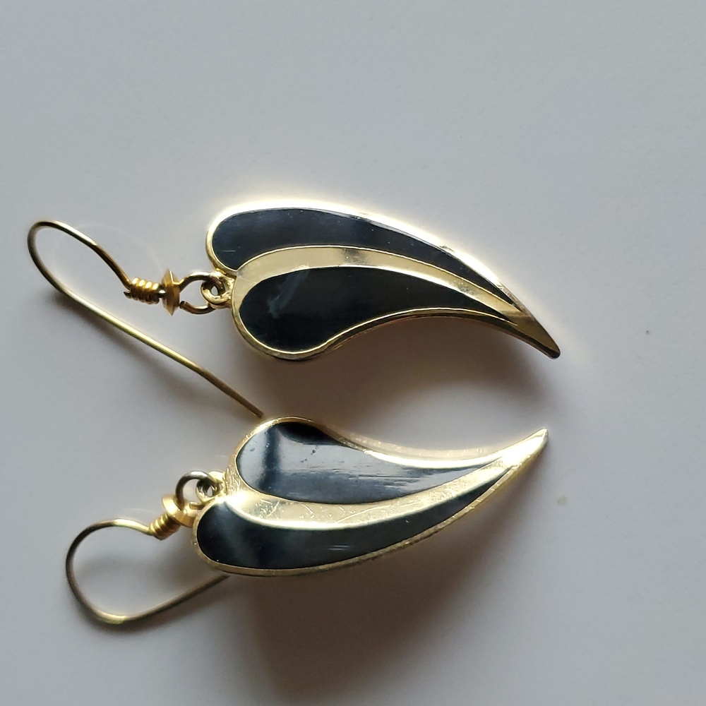 Vtg. Roccoco Dangle Earrings